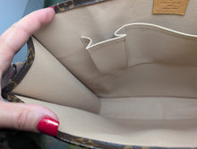 LOUIS VUITTON MONOGRAM SAC PLAT