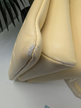 LOUIS VUITTON COUSSIN PM