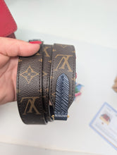 LOUIS VUITTON SPRING STREET PM, SCARLET RED VERNIS LEATHER, MONOGRAM ACCENT - CROSSBODY/SHOULDER BAG, LIKE NEW