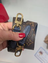 LOUIS VUITTON SPRING STREET PM, SCARLET RED VERNIS LEATHER, MONOGRAM ACCENT - CROSSBODY/SHOULDER BAG, LIKE NEW