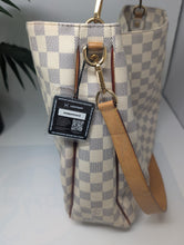 LOUIS VUITTON AZUR SOFFI