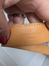 LOUIS VUITTON AZUR SOFFI