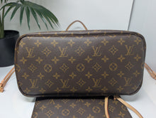 LOUIS VUITTON MONOGRAM NEVERFULL GM, MINT CONDITION (POUCH SOLD SEPARATELY)