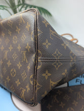 LOUIS VUITTON MONOGRAM NEVERFULL GM, MINT CONDITION