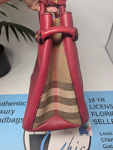 BURBERRY CRIMSON BANNER TOTE, EXCELLENT