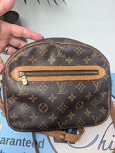LOUIS VUITTON SENLIS CROSSBODY