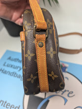 LOUIS VUITTON SENLIS CROSSBODY