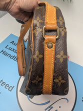 LOUIS VUITTON SENLIS CROSSBODY