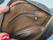 LOUIS VUITTON SENLIS CROSSBODY