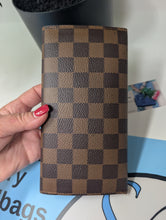 LOUIS VUITTON DE JOSEPHINE WALLET, RED INTERIOR, VERY EXCELLENT