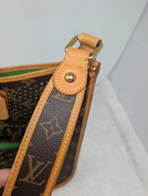 LOUIS VUITTON MONOGRAM MUSETTE SALSA, GREEN, CROSSBODY