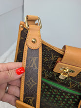 LOUIS VUITTON MONOGRAM MUSETTE SALSA, GREEN, CROSSBODY
