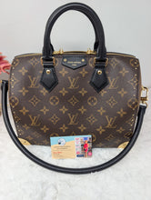 LOUIS VUITTON MONOGRAM TRUNK SPEEDY 25 BANDOLIERE, LIKE NEW