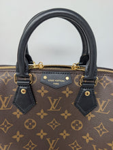 LOUIS VUITTON MONOGRAM TRUNK SPEEDY 25 BANDOLIERE, LIKE NEW