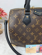 LOUIS VUITTON MONOGRAM TRUNK SPEEDY 25 BANDOLIERE, LIKE NEW