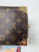 LOUIS VUITTON MONOGRAM TRUNK SPEEDY 25 BANDOLIERE, LIKE NEW