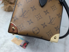 LOUIS VUITTON MONOGRAM TRUNK SPEEDY 25 BANDOLIERE, LIKE NEW