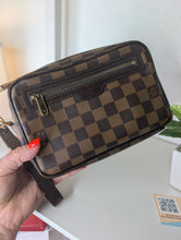 LOUIS VUITTON DE BILLETS