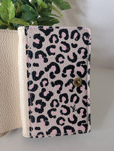 LOUIS VUITTON LIMITED WILD AT HEART CLEA WALLET