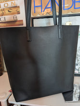 SAINT LAURENT BLACK LEATHER SHOPPING TOTE WITH POUCH