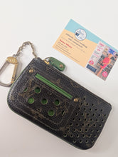 LOUIS VUITTON LIMITED EDITION PERFORATED 💚 GREEN KEY CLES