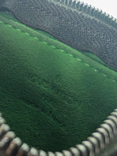 LOUIS VUITTON LIMITED EDITION PERFORATED 💚 GREEN KEY CLES