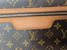 LOUIS VUITTON MONOGRAM ST GERMAIN GM 28 CROSSBODY, EXCELLENT