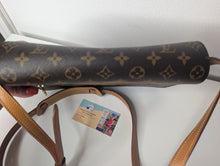 LOUIS VUITTON MONOGRAM ST GERMAIN GM 28 CROSSBODY, EXCELLENT