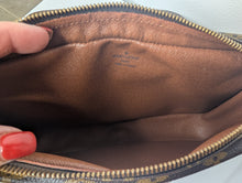 LOUIS VUITTON MONOGRAM ST GERMAIN GM 28 CROSSBODY, EXCELLENT