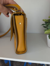 LOUIS VUITTON CITRINE EMPREINTE FASCINANTE BAG