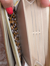 LOUIS VUITTON WILD AT HEART ZIPPY WALLET, MINT