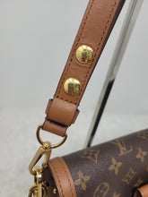 LOUIS VUITTON DAUPHINE MM