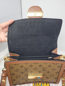 LOUIS VUITTON DAUPHINE MM