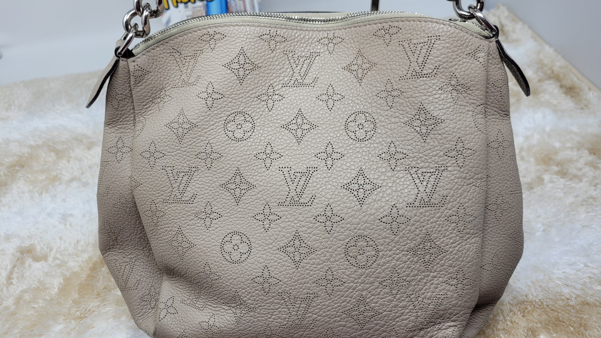 Louis Vuitton Beige Perforated Mahina Leather Babylone MM Galett