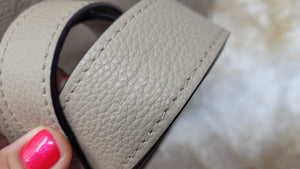 LOUIS VUITTON GALET MAHINA BABYLONE BB CROSSBODY