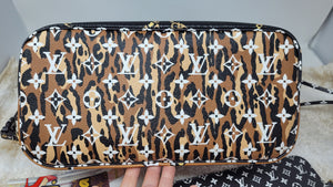 LOUIS VUITTON JUNGLE NEVERFULL MM AND POCHETTE