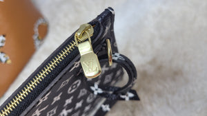 LOUIS VUITTON JUNGLE NEVERFULL MM AND POCHETTE