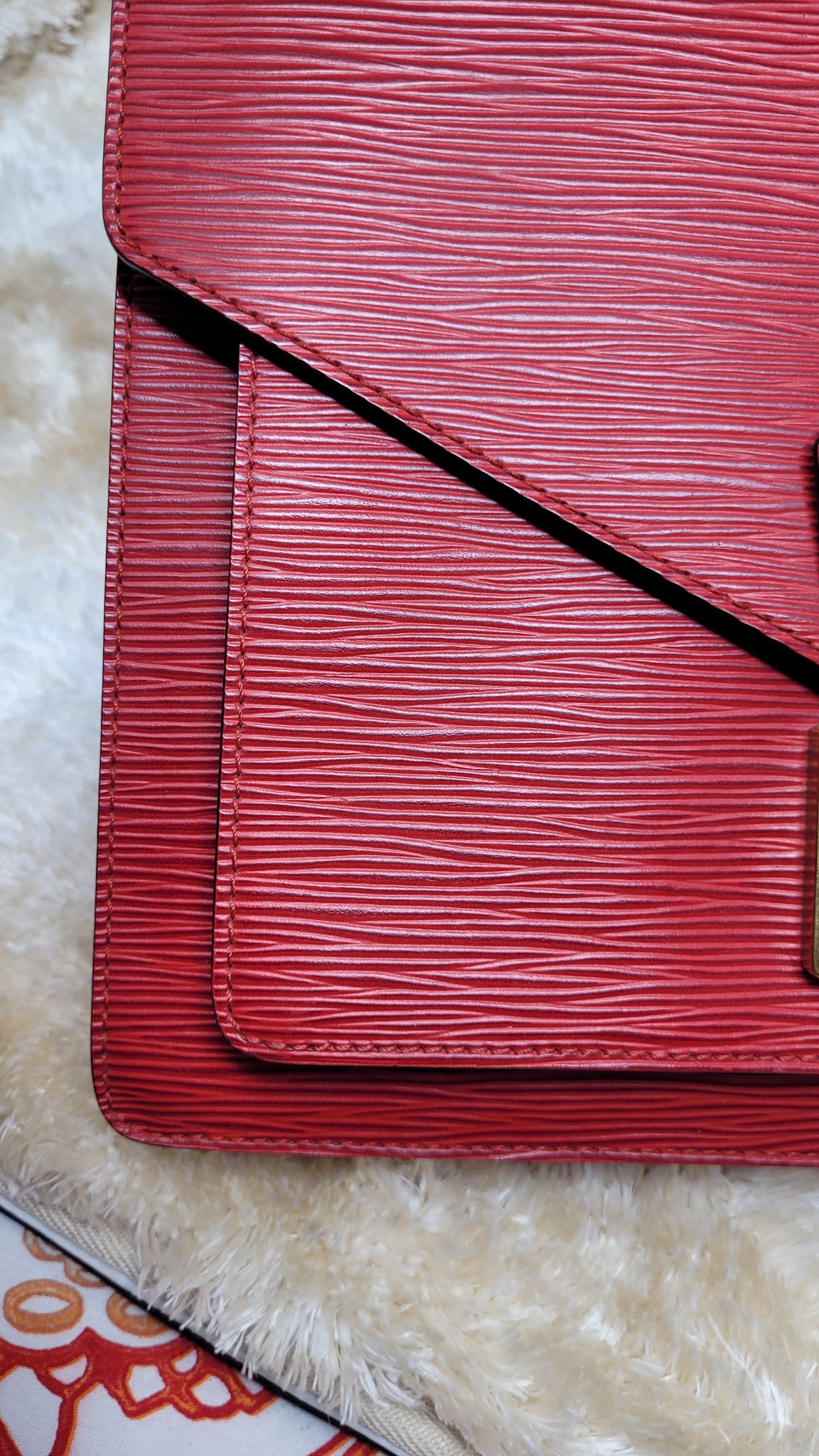 Louis Vuitton Epi Boccador - Red Crossbody Bags, Handbags - LOU782913
