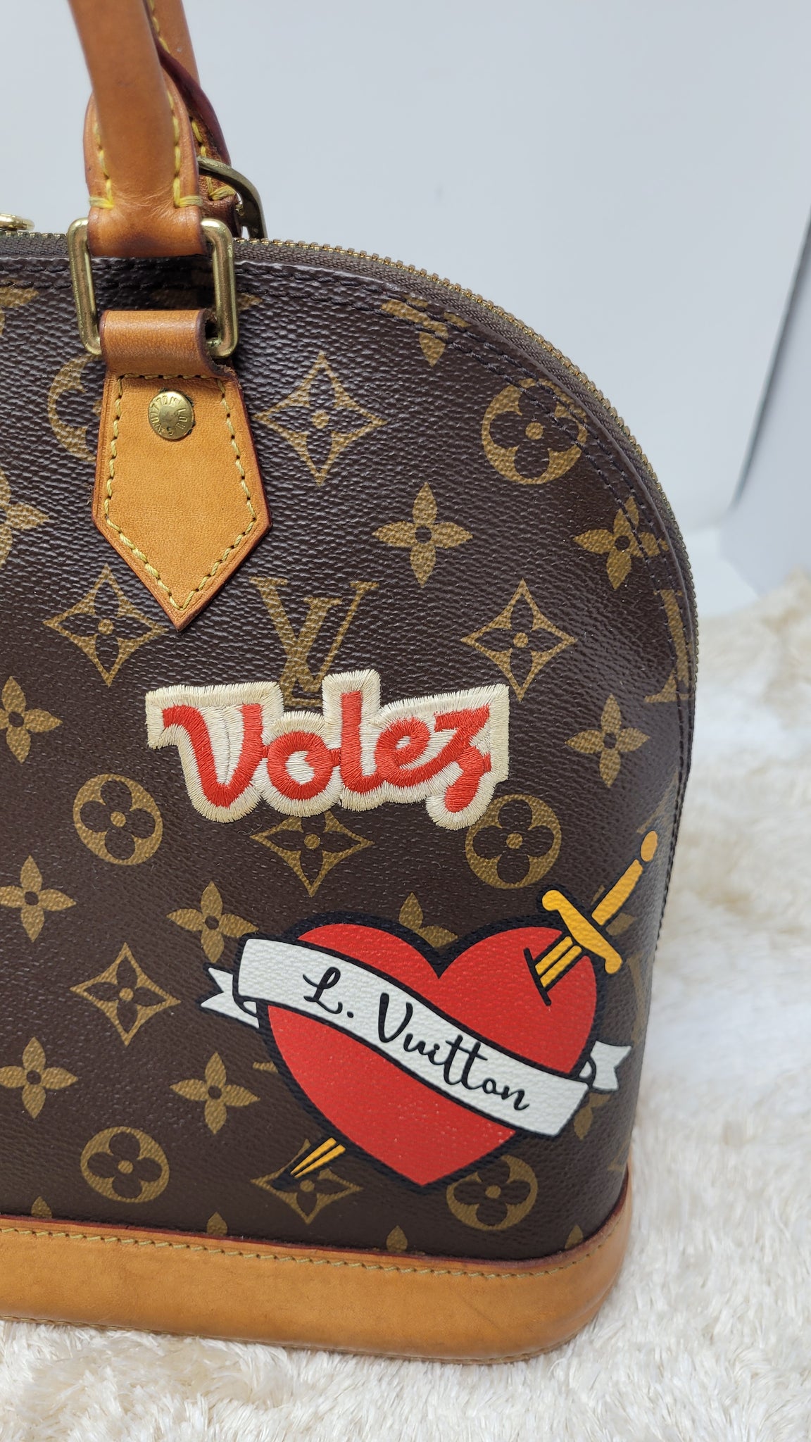 Louis Vuitton Stickers Crossbody Bags