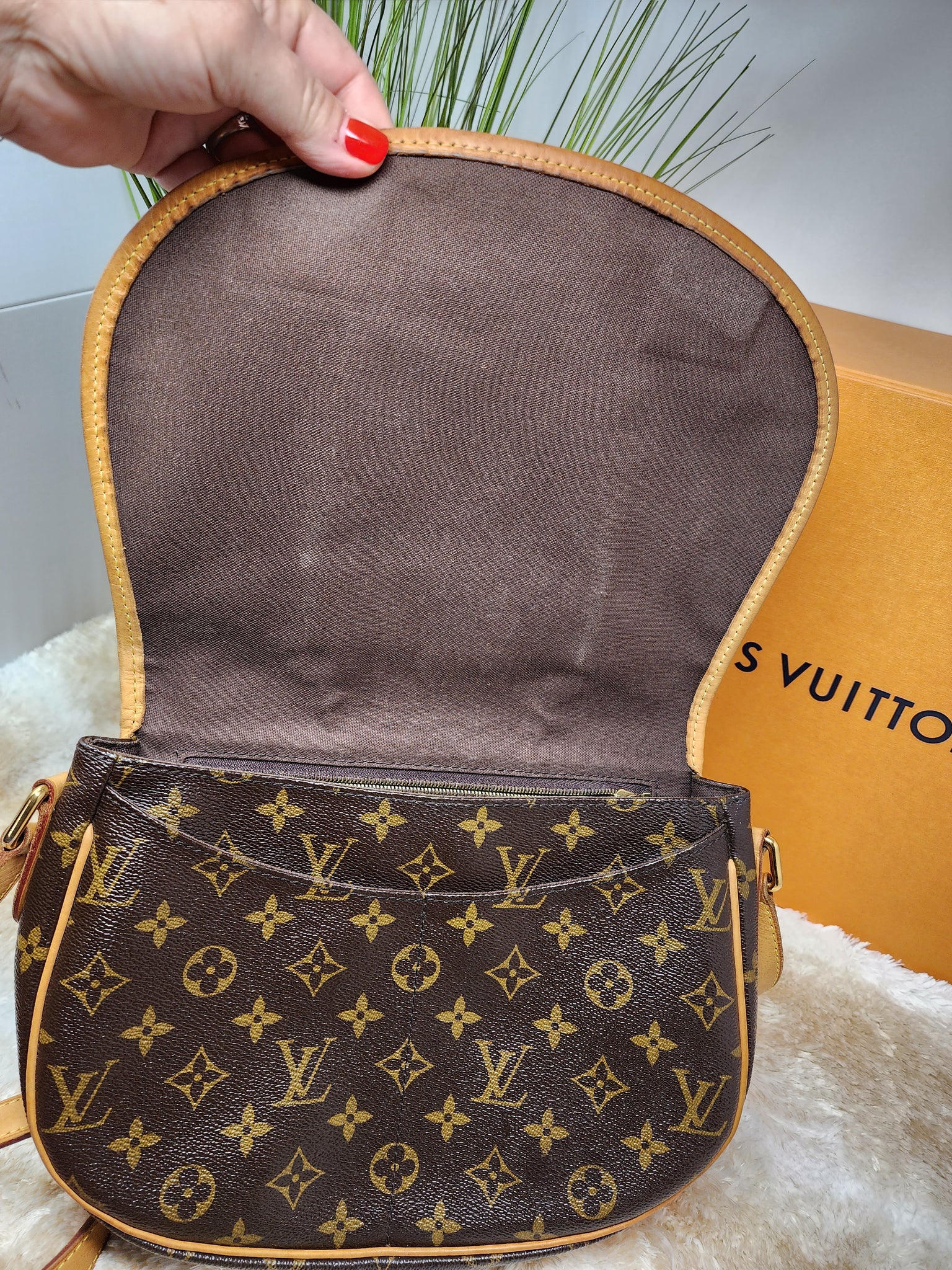 Louis Vuitton Menilmontant PM - Brown Crossbody Bags, Handbags - LOU32870