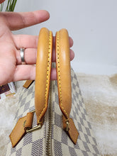 LOUIS VUITTON AZUR SPEEDY 25